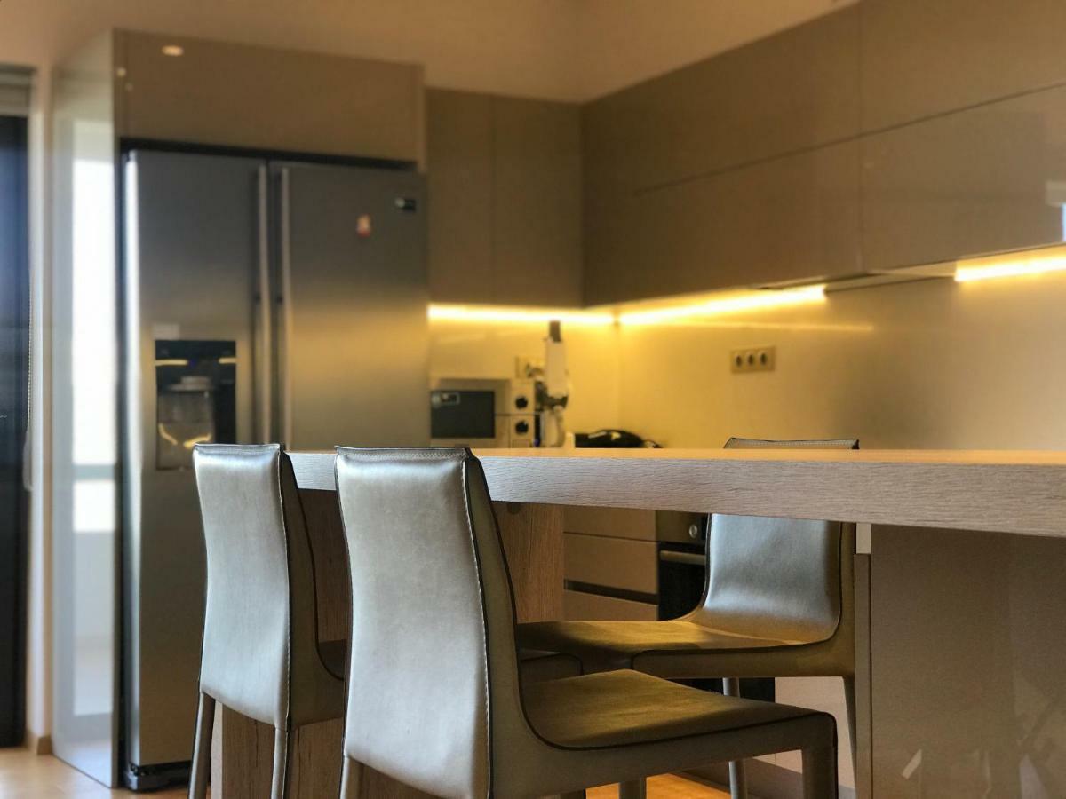 Luxury & Stylish Family Apartment Афіни Екстер'єр фото